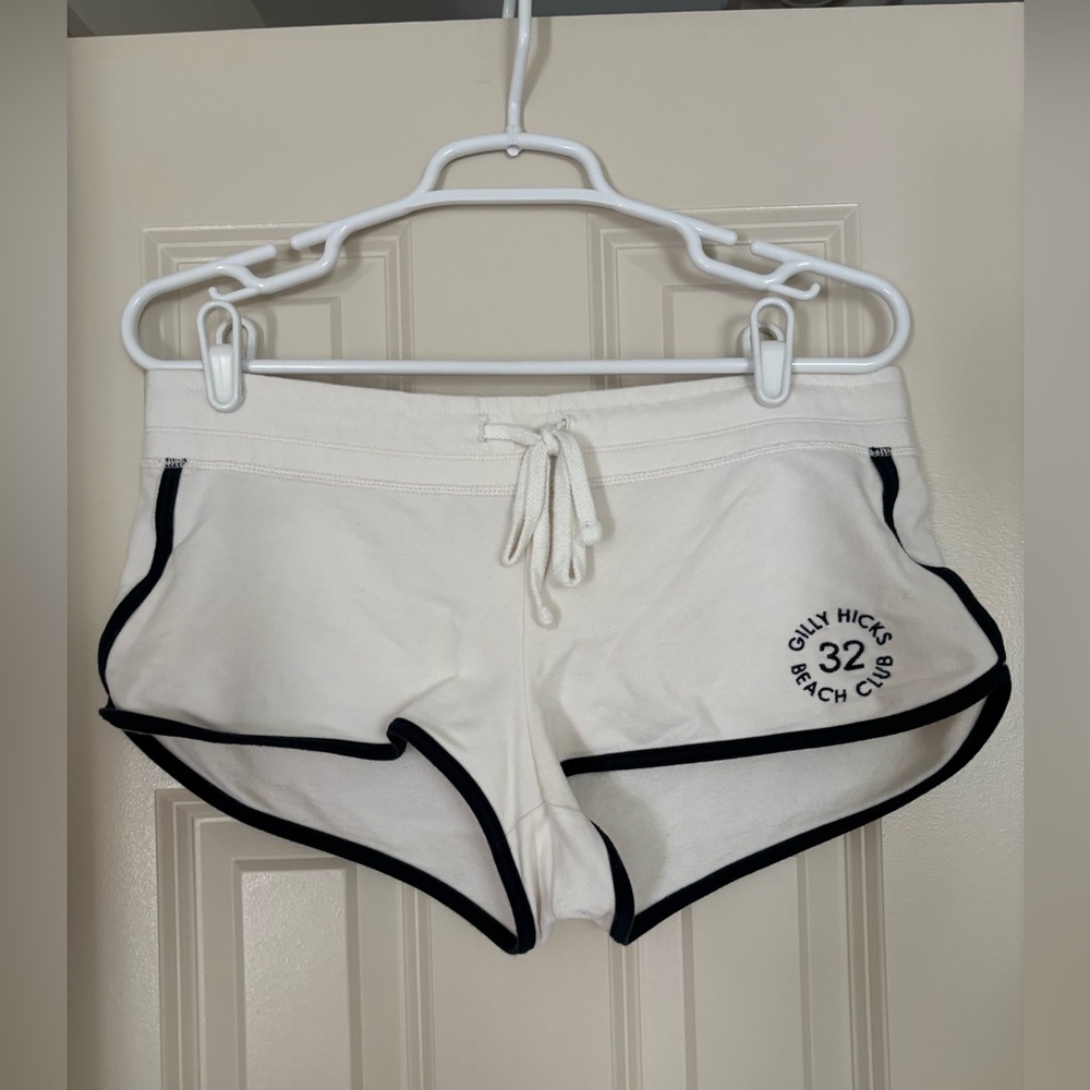 Gilly Hicks Sydney White & Blue Lounge Shorts – Beach Club Style